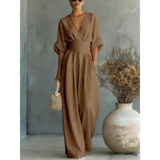 Uanstrengt eleganse – Jumpsuit for damer med V-hals