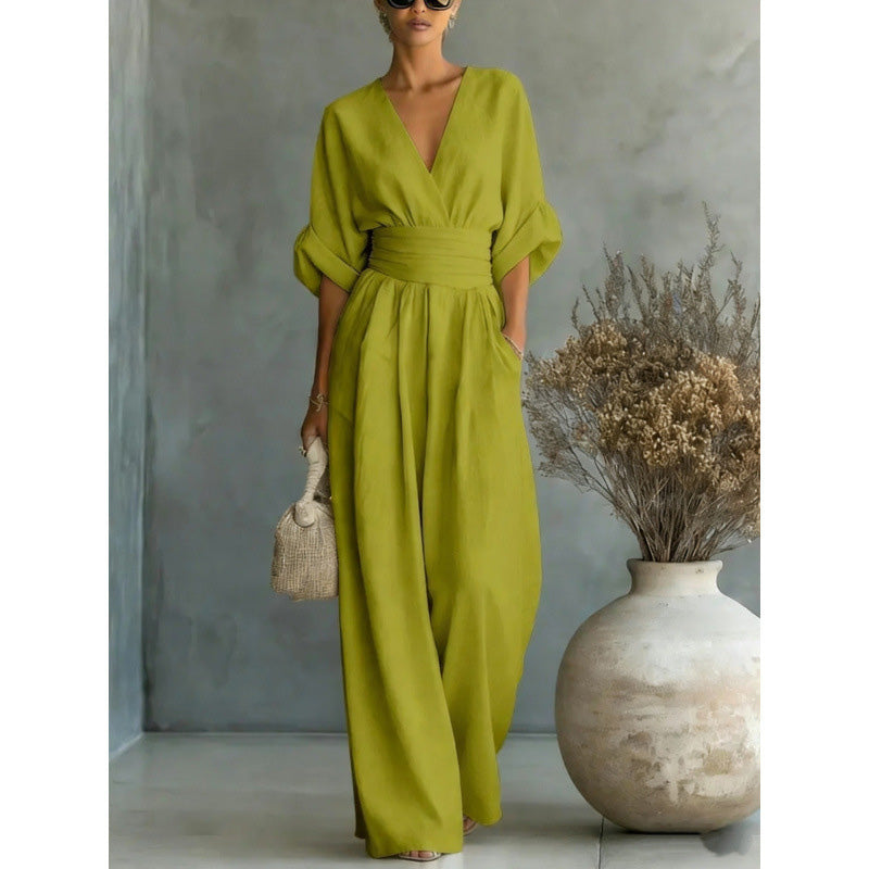 Uanstrengt eleganse – Jumpsuit for damer med V-hals