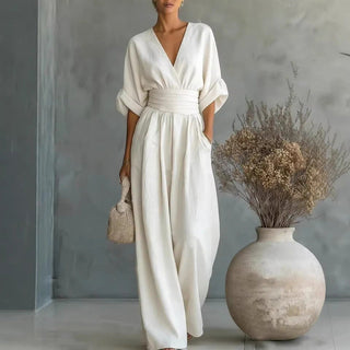 Uanstrengt eleganse – Jumpsuit for damer med V-hals