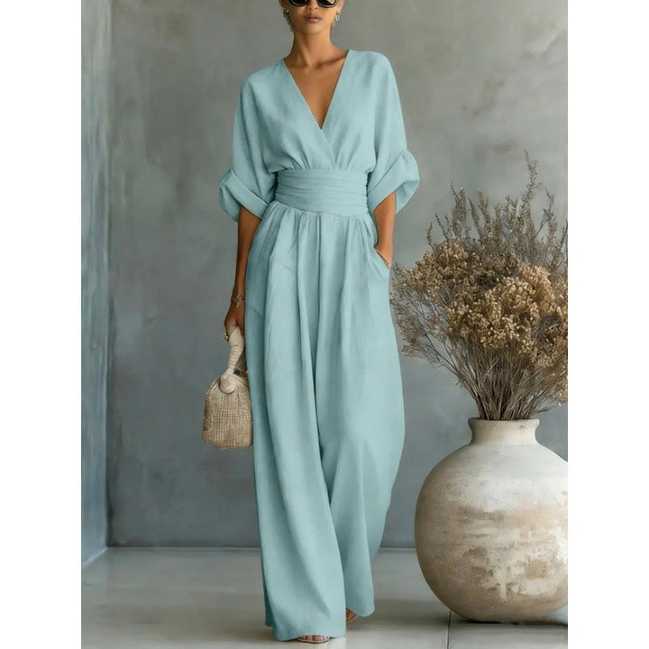 Uanstrengt eleganse – Jumpsuit for damer med V-hals