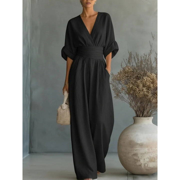 Uanstrengt eleganse – Jumpsuit for damer med V-hals